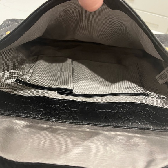 BCBG MaxAzria Gorgeous Leather Black Satchel Purse - Picture 9 of 15